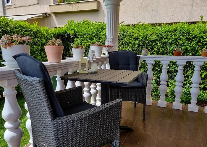 Apartament Juli No1 *